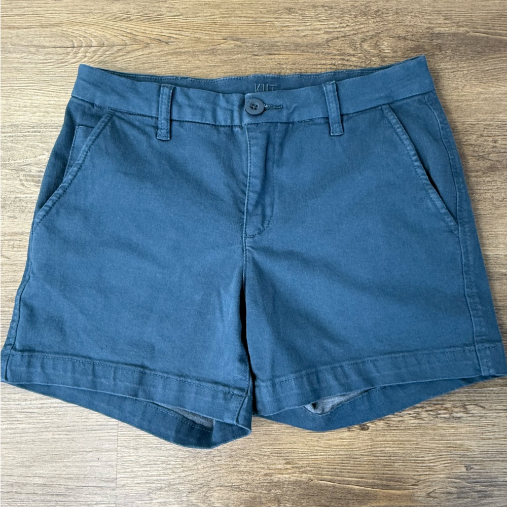 Kut from the Kloth Women's Mid Rise Turquoise Blue Casual Trouser Shorts, size 4